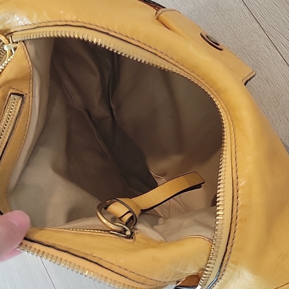 Chloe' heloise crossbody/hobo leather bag - Picture 5 of 7